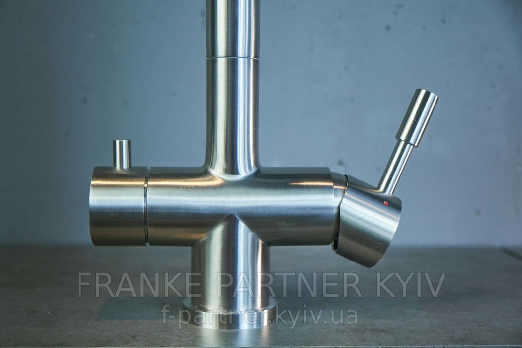 Franke-Partner.com.ua ➦  🟥 Кухонний змішувач Franke Atlas Clear Water | 120.0179.978 | підключення фільтра води | нержавіюча сталь
