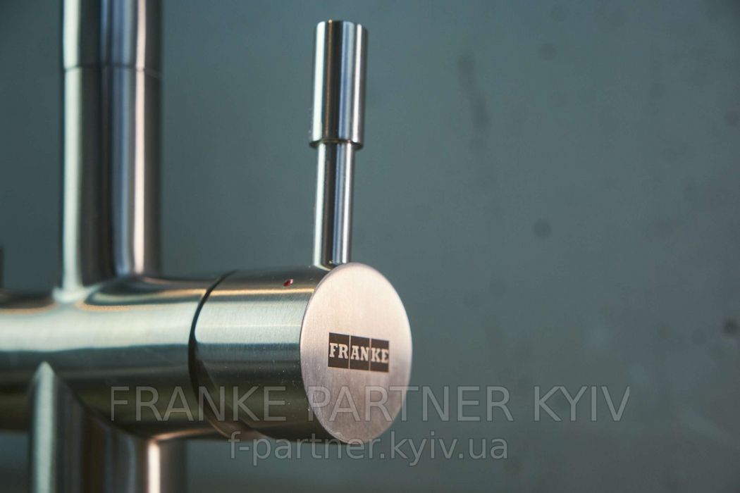 Franke-Partner.com.ua ➦  🟥 Кухонний змішувач Franke Atlas Clear Water | 120.0179.978 | підключення фільтра води | нержавіюча сталь