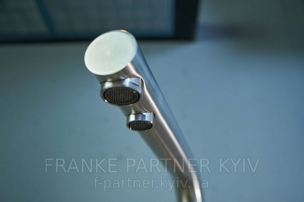 Franke-Partner.com.ua ➦  🟥 Кухонний змішувач Franke Atlas Clear Water | 120.0179.978 | підключення фільтра води | нержавіюча сталь