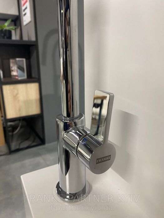 Franke-Partner.com.ua ➦  Смеситель AMBIENT SEMI-PRO , с гибким шлангом , хром