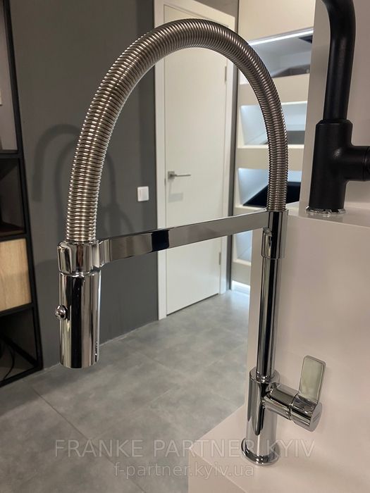 Franke-Partner.com.ua ➦  Смеситель AMBIENT SEMI-PRO , с гибким шлангом , хром