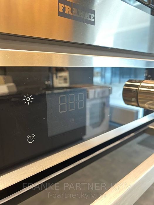 Franke-Partner.com.ua ➦  Духова шафа Franke Smart FSM 97 P XS (116.0606.096) скло, колір чорний / нержавіюча сталь