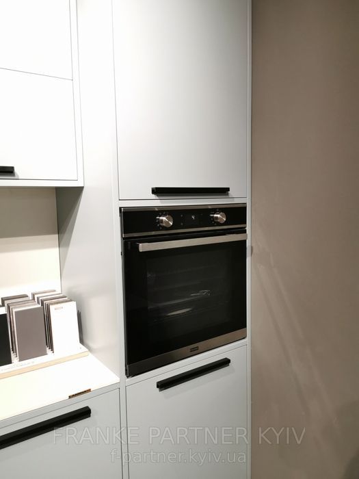 Franke-Partner.com.ua ➦  Духова шафа Franke Smart FSM 97 P XS (116.0606.096) скло, колір чорний / нержавіюча сталь